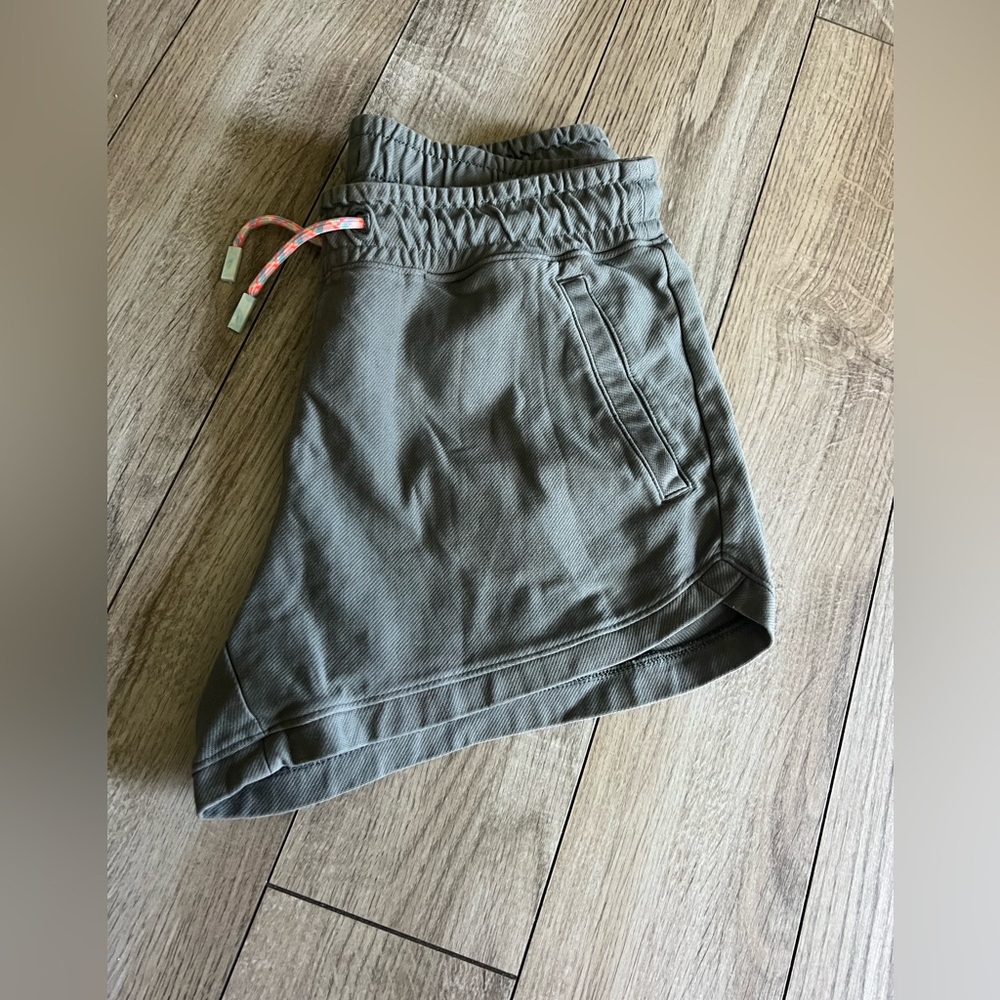 Athleta girls shorts